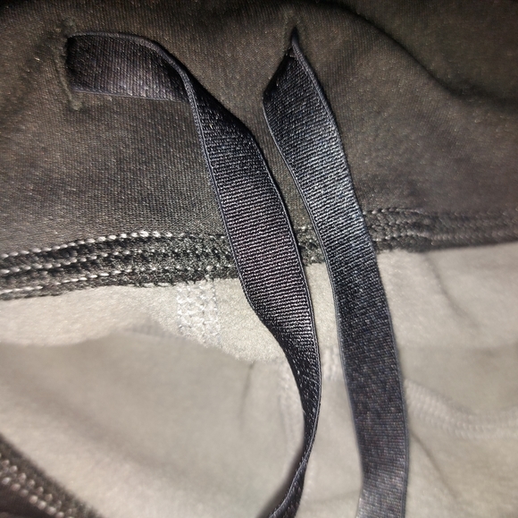 Lolë Pants - Picture 7 of 8